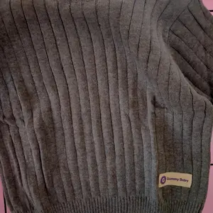 Gummy Classic Knit Button Baby Sweater Bayi Cewek