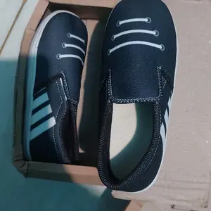 Sepatu slip-on anak laki-laki dan perempuan Jeans Motif Tali Hitam Murah Fashion