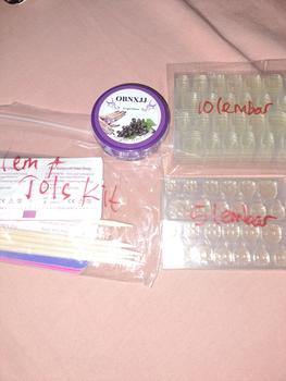 Product Review of OBN Pembersih Kutek Nail Polish Remover Tissu Pembersih Kutek Aroma Buah from I**a 0