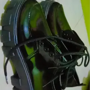 SW334-SEPATU DOCMART WANITA "YUNJI" SNEAKER BOOTS QUALITY COD Hitam Karet Shoes Pantofel