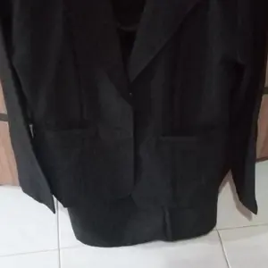 1 SET BLAZER DAN ROK PENDEK/ROK 7/8 SIZE M-XL