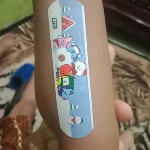 1 Lusin Hansaplast Karakter Isi 5 Pcs Plester Luka Anak